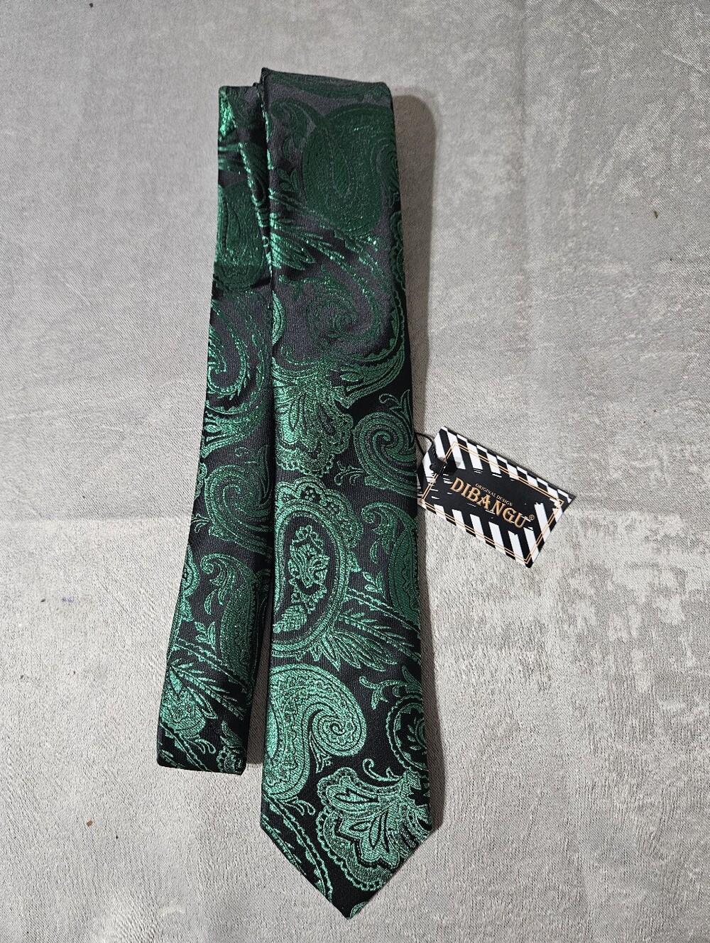NWT! DiBanGu Green Tie